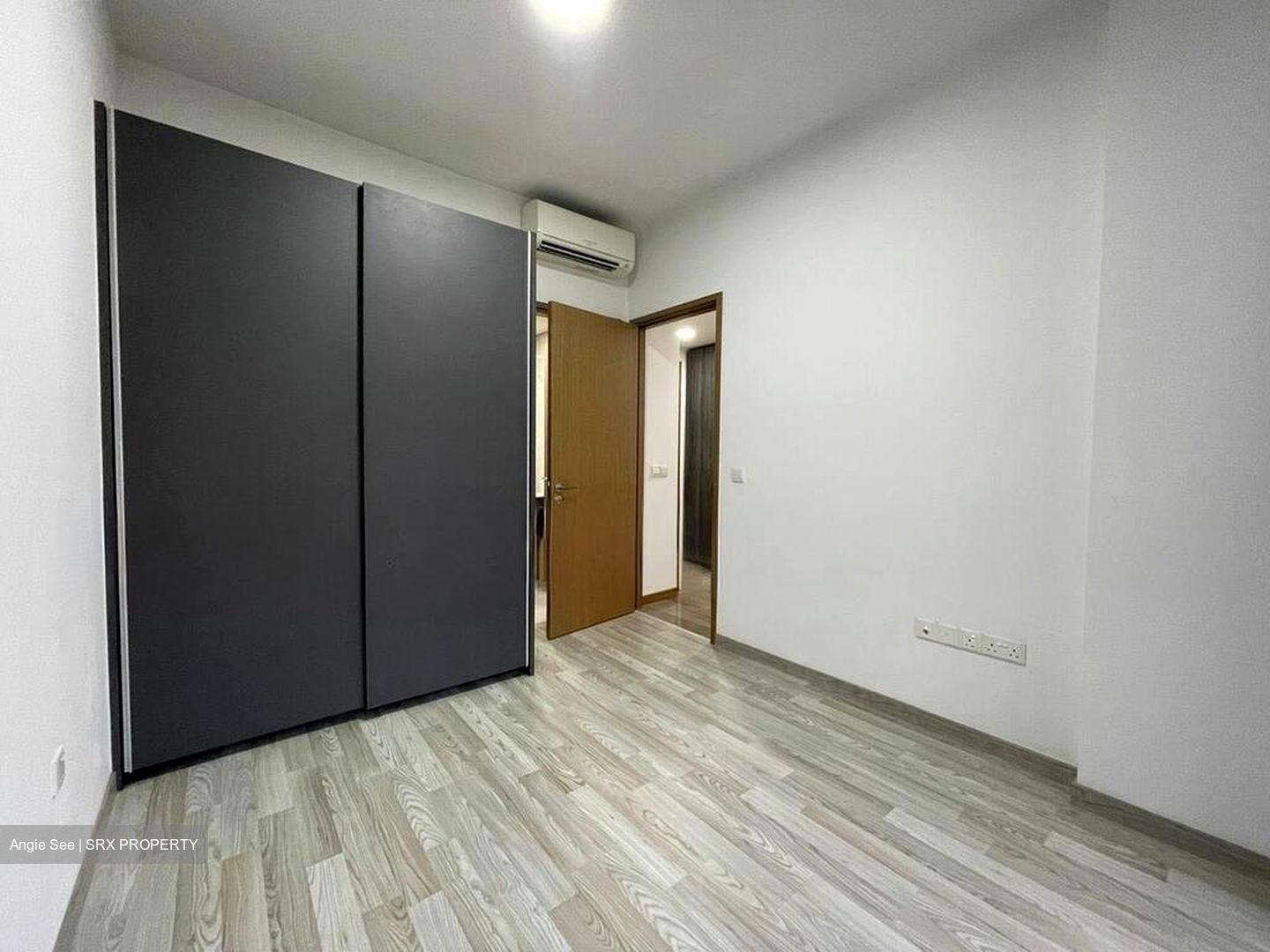 Lakeville (D22), Condominium #509254961